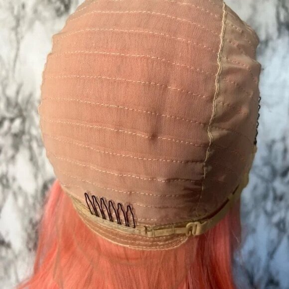 100% HUMAN HAIR - Pink Short bob wig 13x4 lace front wig - Picture 9 of 10